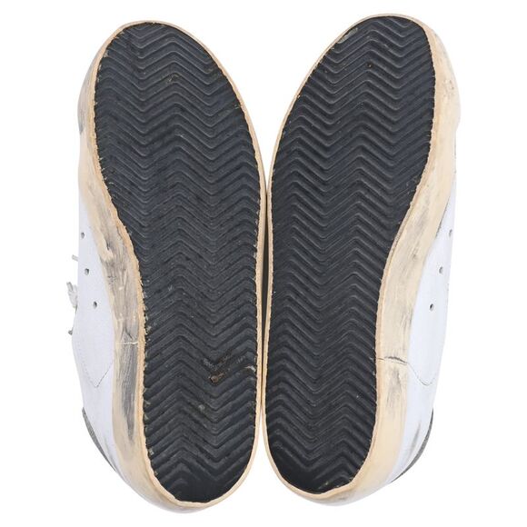 Golden Goose Super-Star with Gray Suede Star and Heel Tab Sneakers in White - Picture 6 of 11